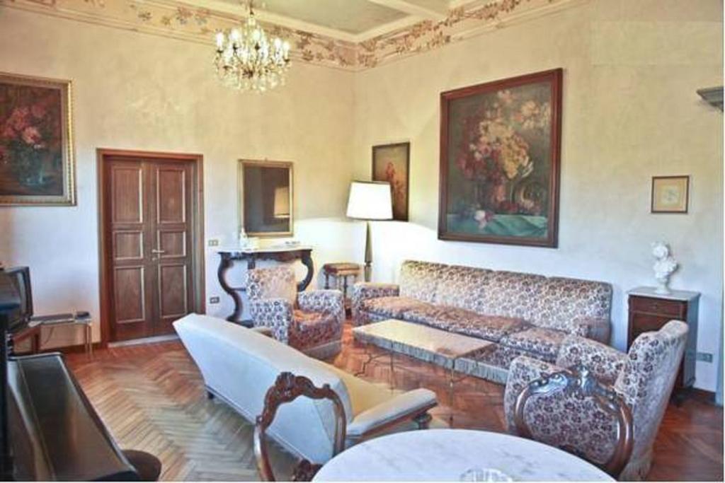 Villa Storica Di Majano 바뇨아리폴리 객실 사진