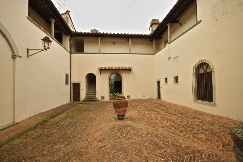 Villa Storica Di Majano 바뇨아리폴리 외부 사진